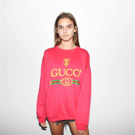 pink bootleg gucci sweatshirt